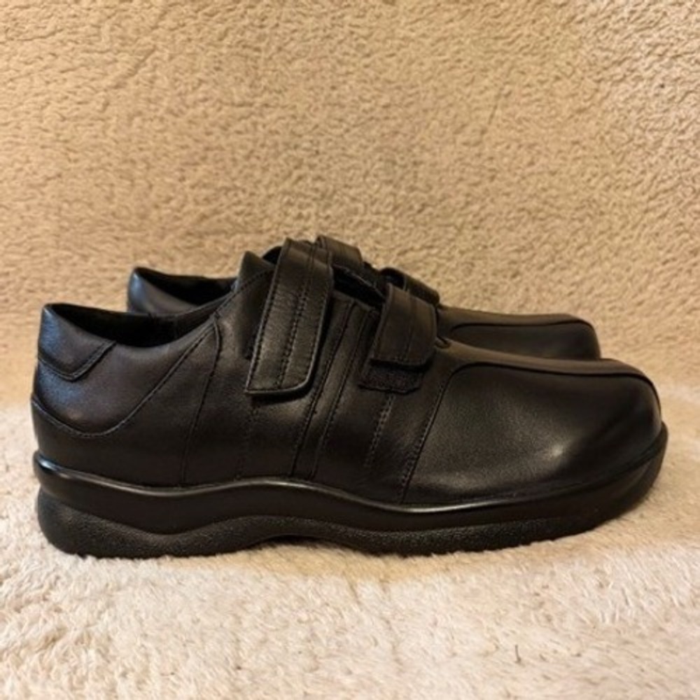 Apex Lexi Mens 10.5 Wide Black Leather Hook and Loop Walking Shoes Orthopedic